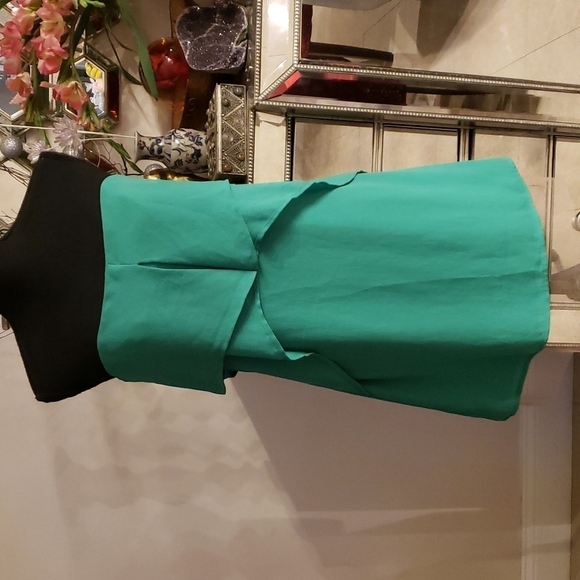 𝅺bcbg Maxazria runway Absolutely gorgeous dress size 8 - Picture 1 of 10